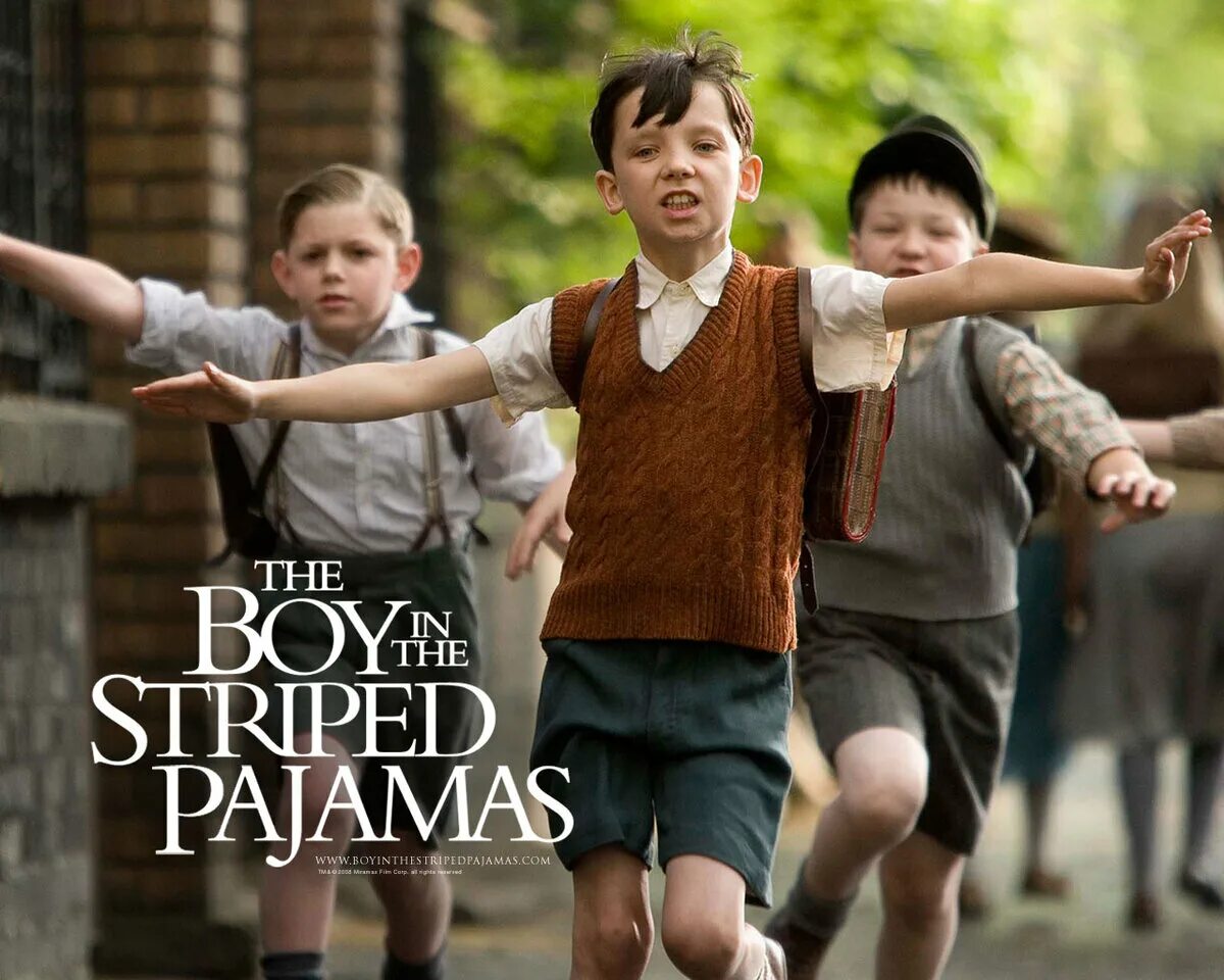 Мальчик в пижаме сюжет. Мальчик в полосатой пижамельм. Мальчик в полосатой пижаме (2008).