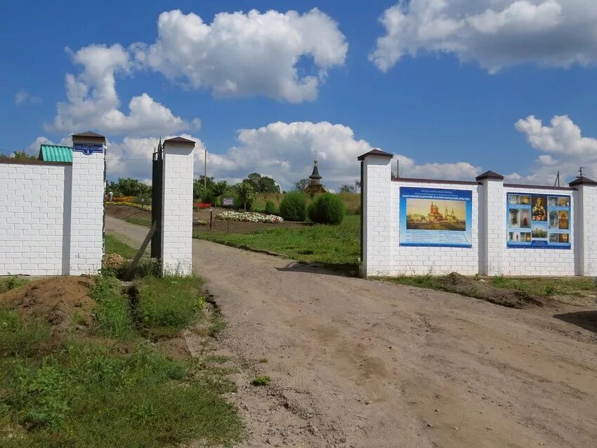 Хутор кирпичи воронежская область. Погода белогорье. Дивногорье селявное. Погода белогорье. Воскресенский монастырь белогорье.