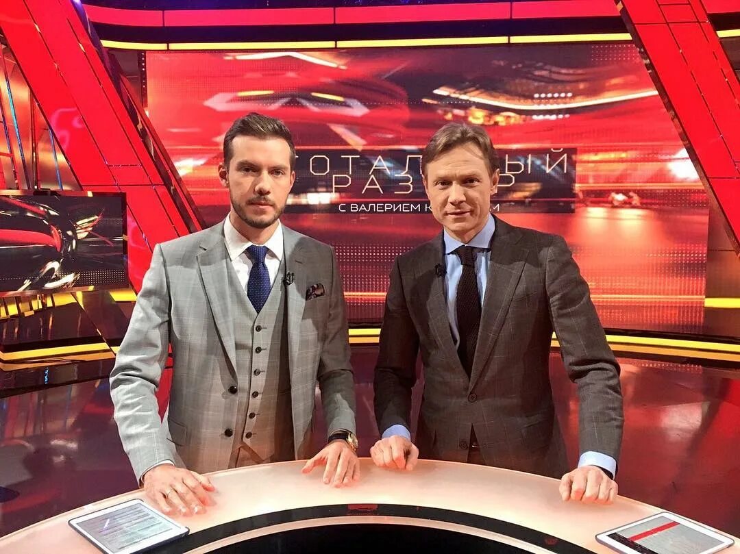 роман гутцайт матч тв. спортивные корреспонденты матч тв. ведущие матч тв мужчины. евгений евневич. андрей романов матч тв.