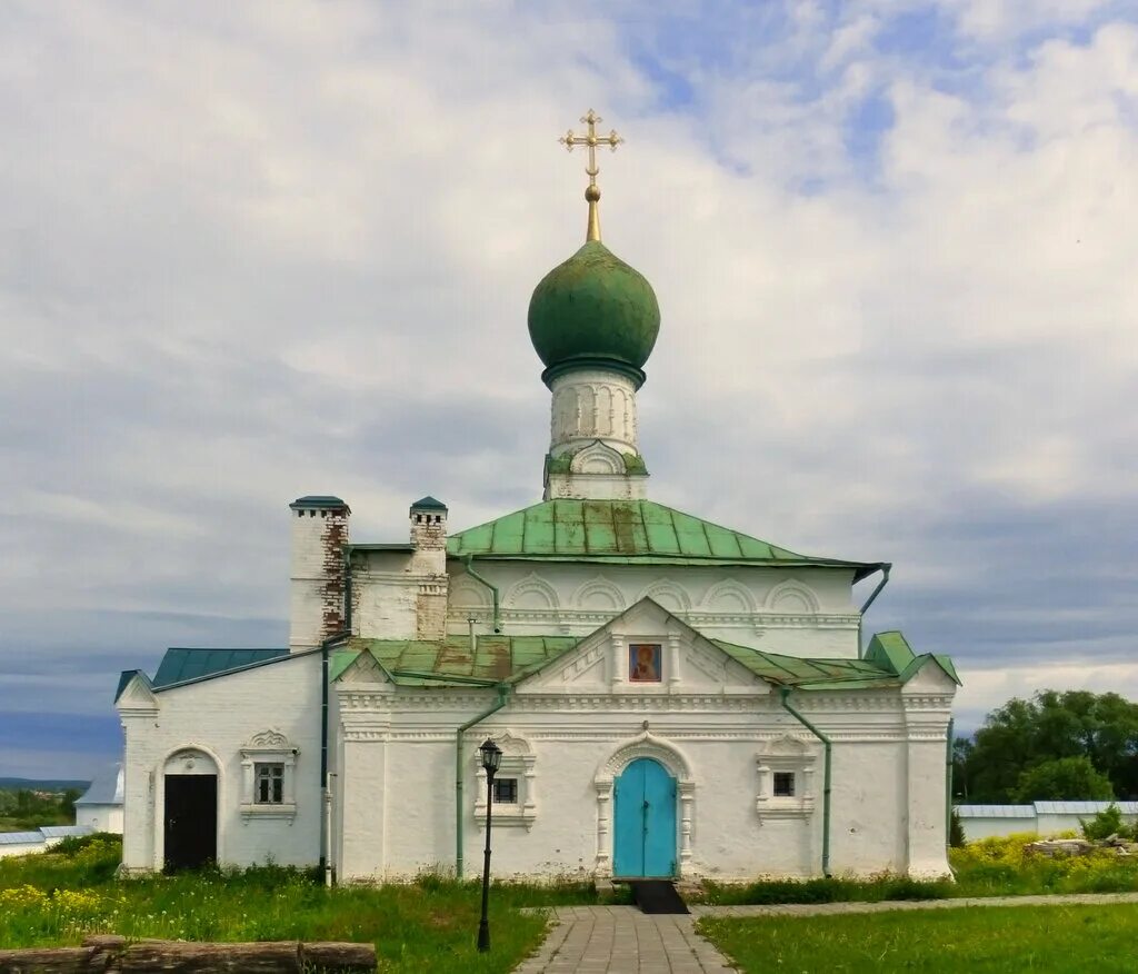 Свято-Троицкий Данилов храм Переславль Залесский. Троицкий храм в Переславле Залесском. Храм всех святых Переславль Залесский. Данилов свято троицкий