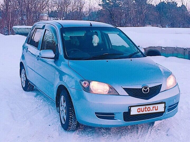 Купить мазду демио в новосибирске. Mazda Demio 2003. Mazda Demio 2003 хэтчбек. Мазда Демио голубая 2001. Мазда Демио 2003г.