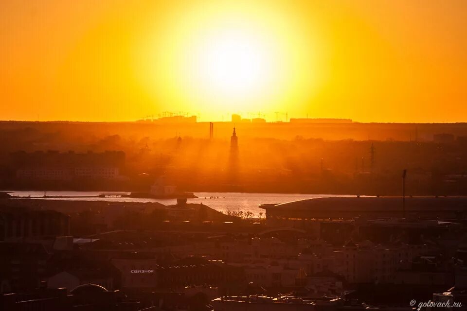 утро на озере. встречать рассвет с любимым. туманное утро. утренний рассвет. просыпаться до восхода солнца.