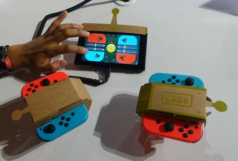 Labo Nintendo Switch машина. Nintendo Switch Labo ассорти. Nintendo Labo листы сборки. Nintendo Labo собирать. Nintendo car