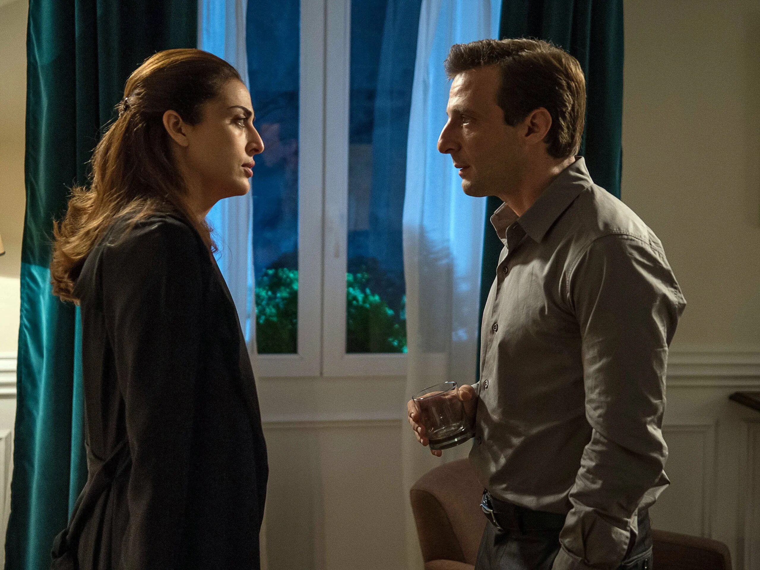 Bureau des. Бюро легенд. Бюро легенд горбунов. Бюро легенд горбунов. Bureau des.