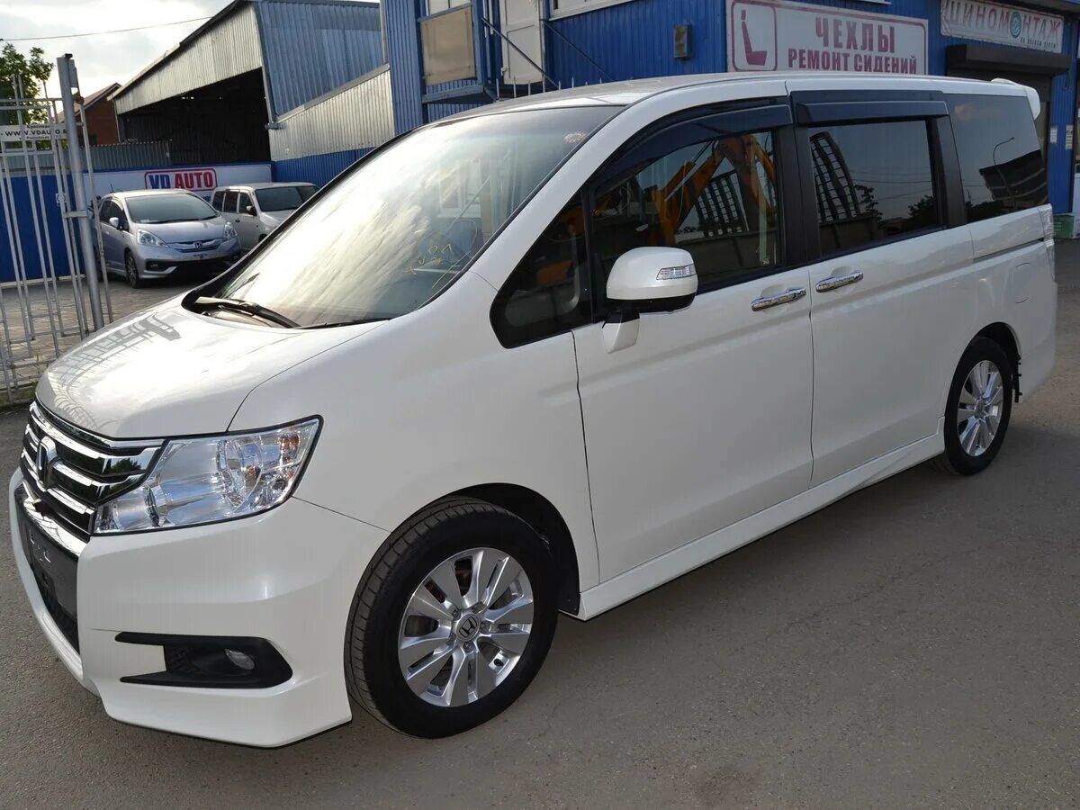 Хонда stepwgn 2015. Honda stepwgn spada 2016. Хонда степвагон спада 2015. Honda stepwgn spada 2012. Honda stepwgn spada 2010.