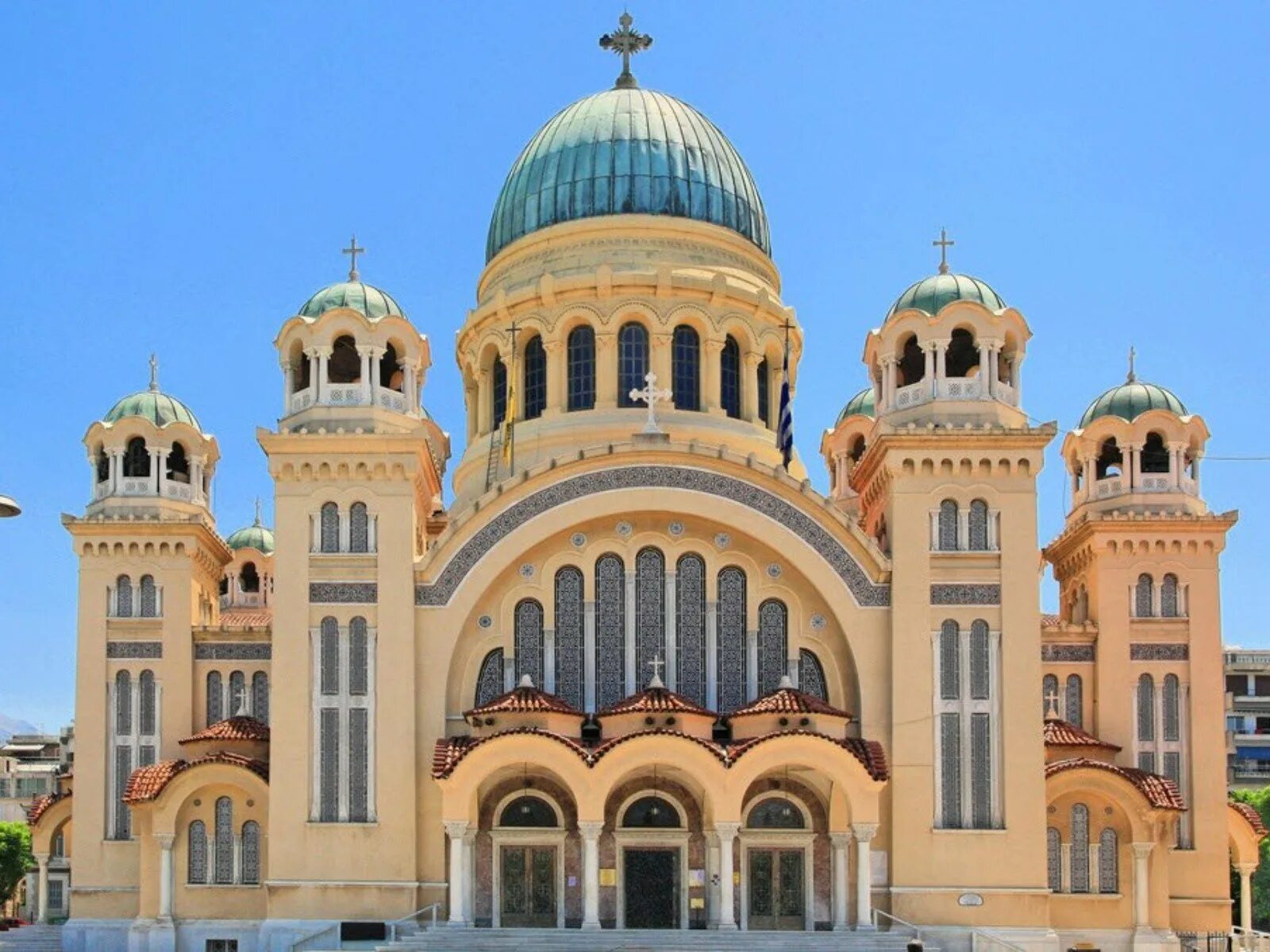 Русско греческая церковь. Патры храм св. Андрея Первозванного. Храм в Патрах Греция.