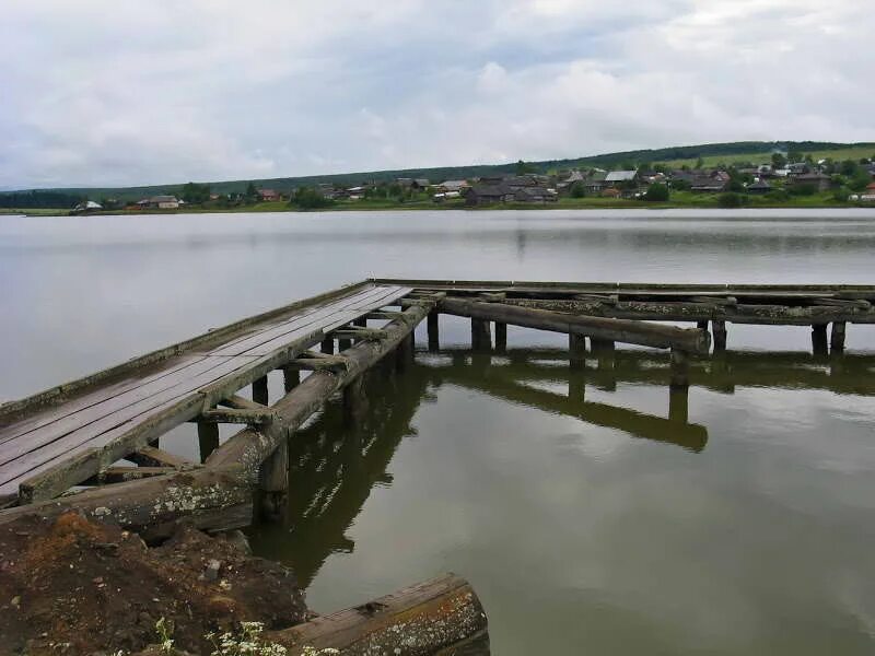 Поселок висим платина. Висим нижний тагил. Староуткинск плотина. Висим поселок плотина. Нейво шайтанский водопад.