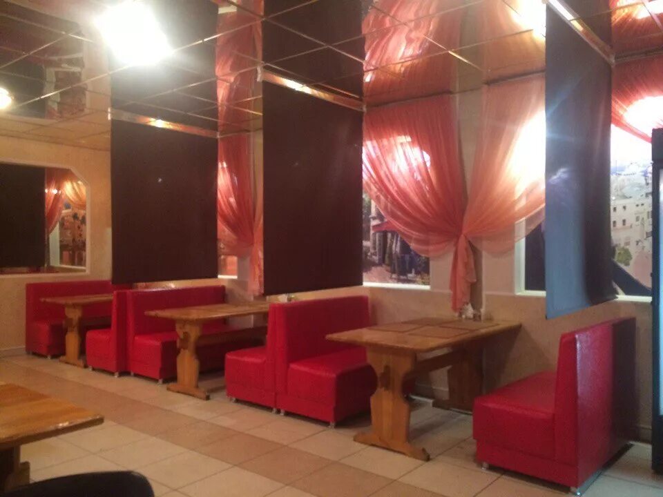 Ресторан город. Кафе роща сасово. Гостиница сага сасово. Кофе южная ночь сасово. Кафе на дровах сасово.