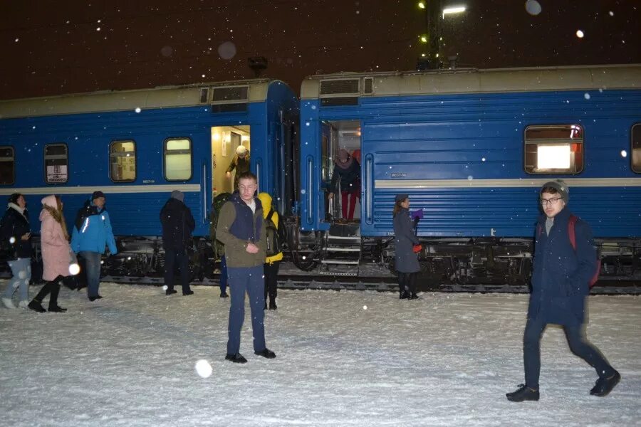 Брест новосибирск. Поезд Минск Новосибирск. Новосибирск Минск. Поезд Новосибирск Брест.