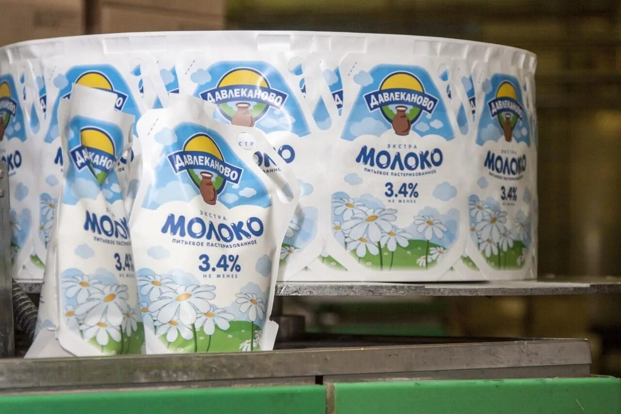 Молоко фирмы. ДАВЛЕКАНОВСКОЕ молоко. Давлекановская продукция молочная. Молоко Давлеканово.