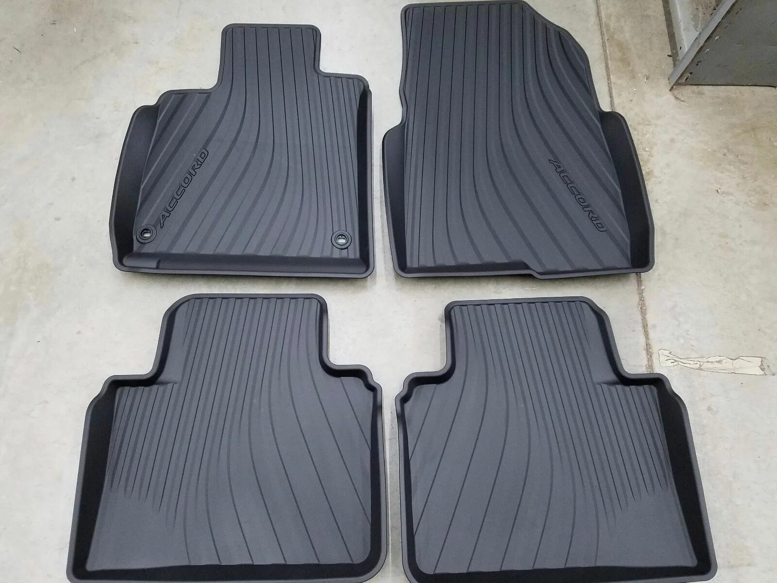 Bmw 51472219796 коврики к-т. Хонда резиновые коврики. Honda freed spike резиновые коврики. Хонда срв 4 2012-2016 резиновые коврики задние. Коврики хонда аккорд 7 левый руль.