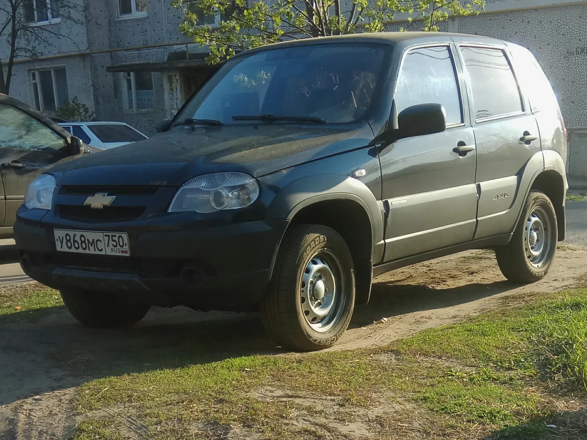 2123 цвета. Нива 2123. Chevrolet Niva 2123 Военная. Нива 2123 1993. ВАЗ 2123 1011371.