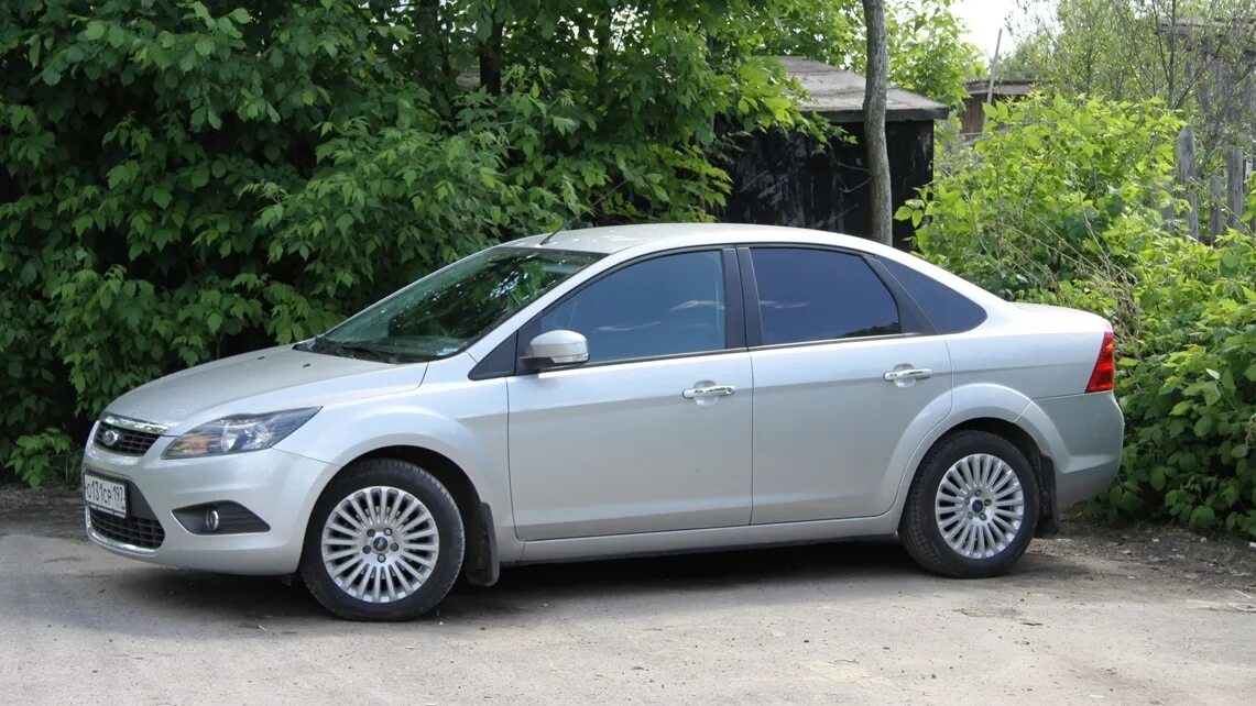 Купить форд фокус 2010. Ford Focus 2010. Форд фокус 2010 седан. Форд фокус 2 седан 2010. Форд фокус 3 седан 2010.