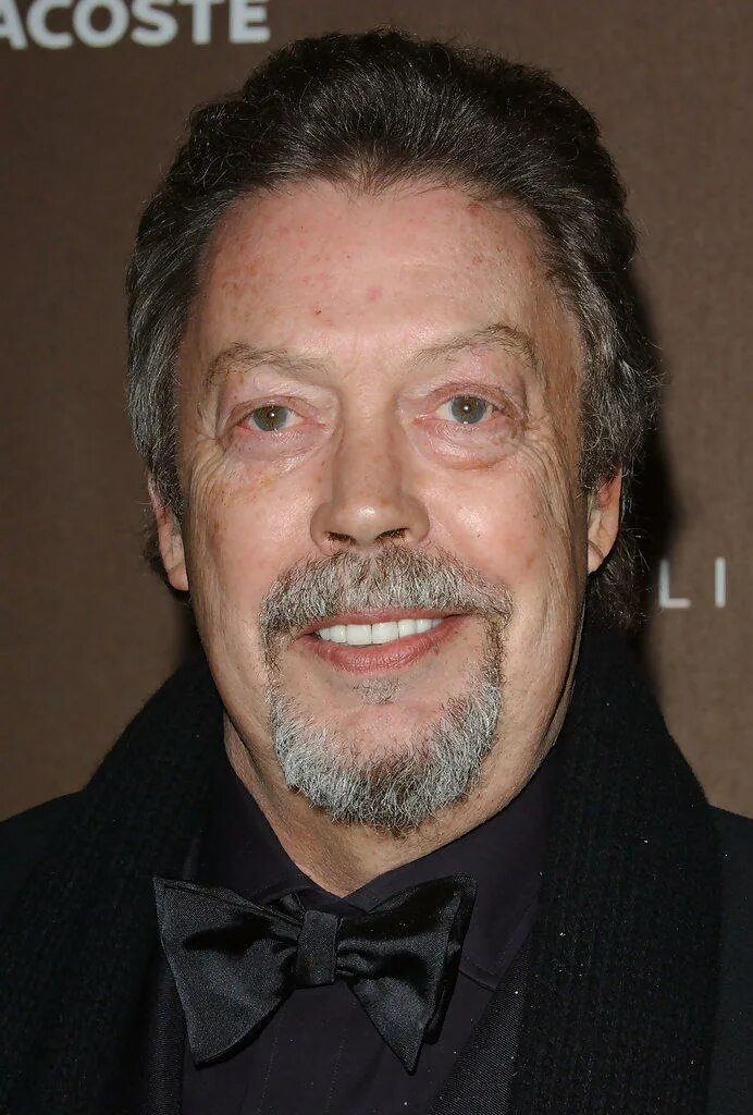 Tim curry. Тим карри актер. тим карри актер сейчас. timothy james curry. тим карри молодой.