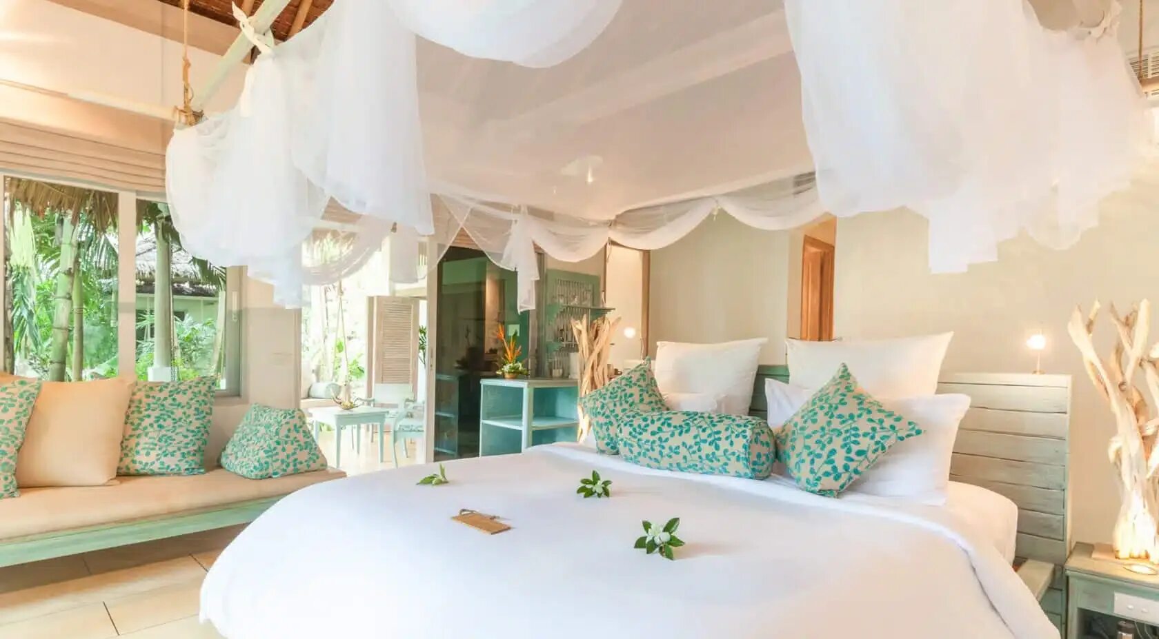 Paradise room. Комната рай. комната рая. частичка рая для комнаты. superior studio-room.