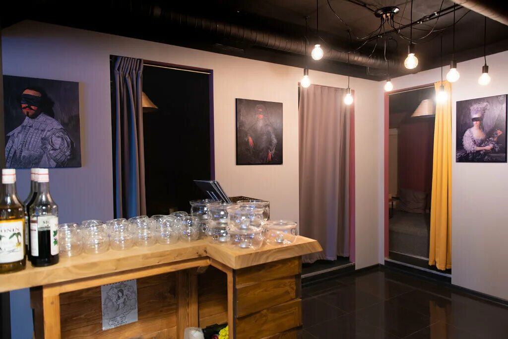 Hustle lounge bar. Hustle, лиговский 83. Hustle, лиговский 83. Хастл лаунж лиговский. Кальянная лиговский проспект.