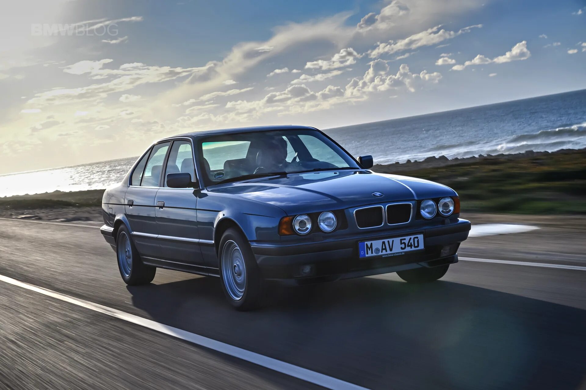 Е34 объем. БМВ 5 е34. BMW e34 e. BMW 5 Series (e34). БМВ e34 540.