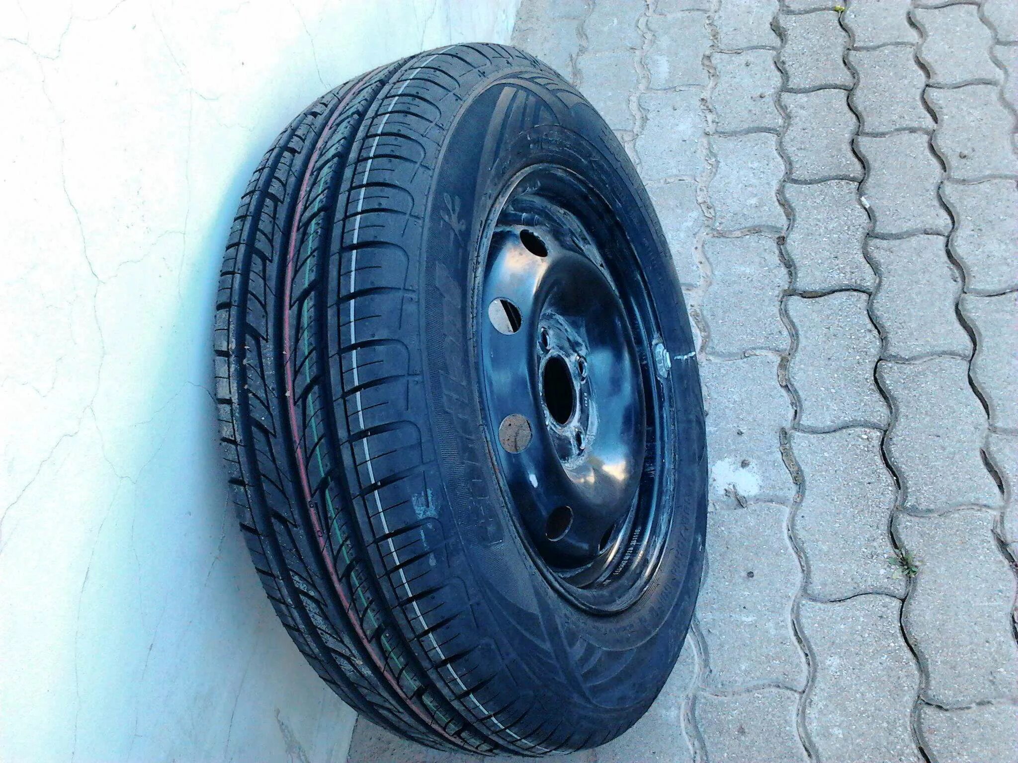 Летняя 185 70 14 цена. Cordiant Road Runner 185/70. 185/70 R14. Cordiant Road Runner 185/70 r14 88h. Cordiant шины 185/70 r14 88h.