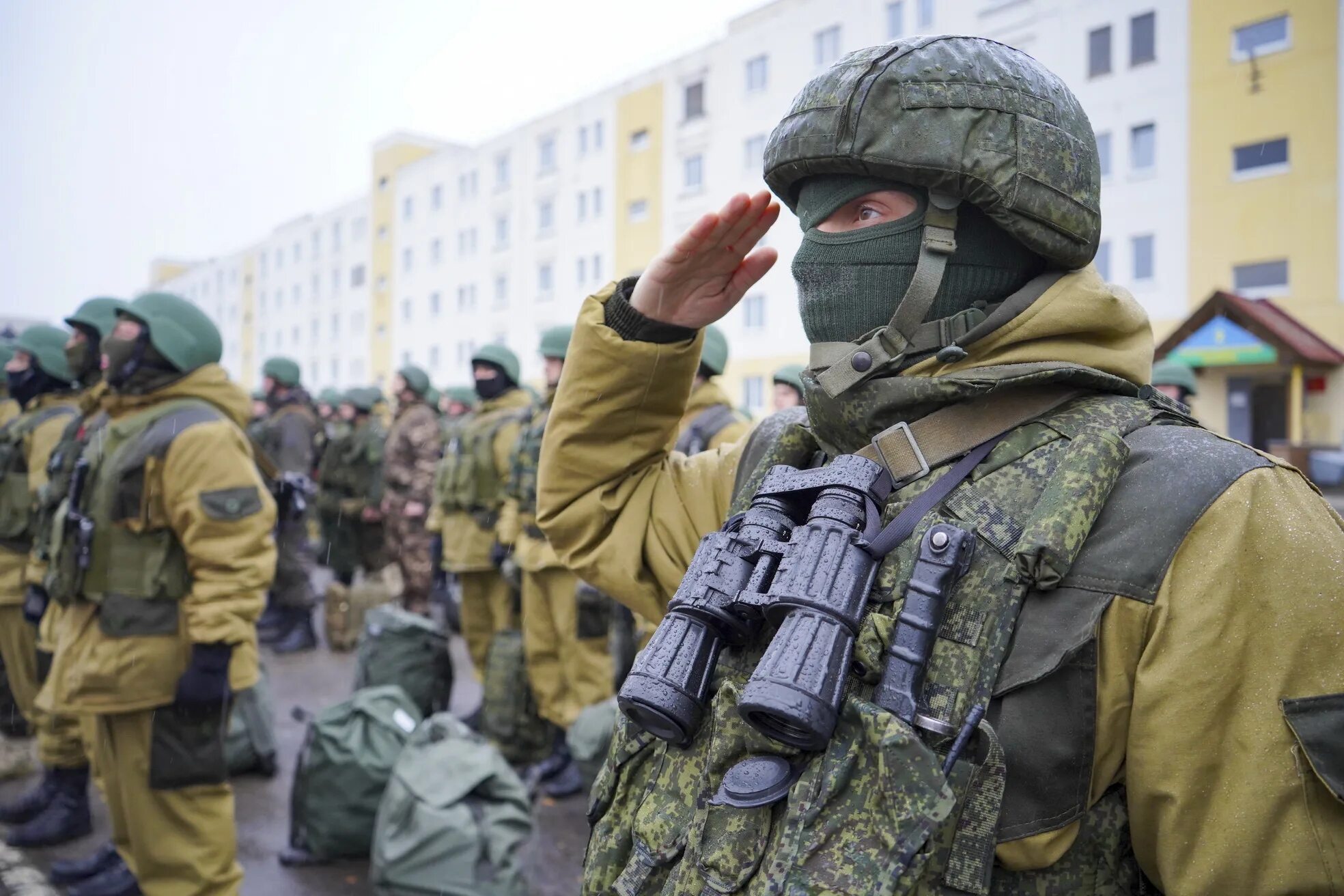 Контрактники. Военные добровольцы. Мобилизованные военнослужащие. Российские солдаты в Горке.