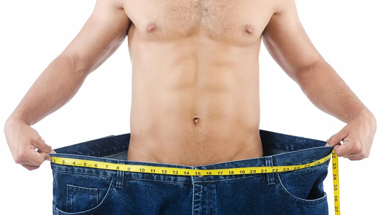 Мужчины весы после 40. Мужской живот. Мужской лишний вес. Похудение мужчины. Парень с животиком.