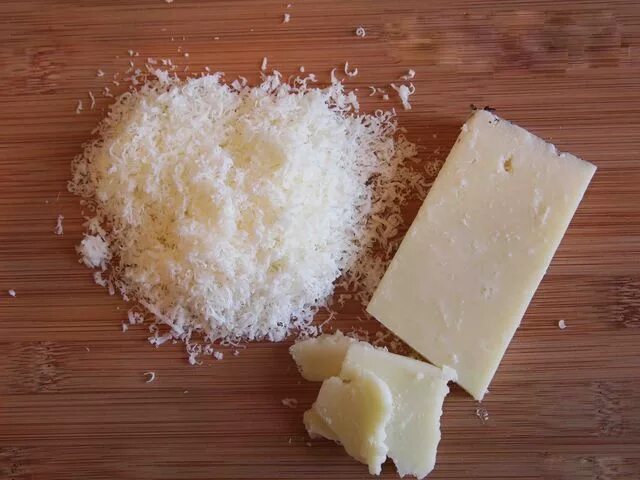 Сыр Пекорино Норча (Pecorino di Norcia) в Москве с доставкой на сайте www.superm