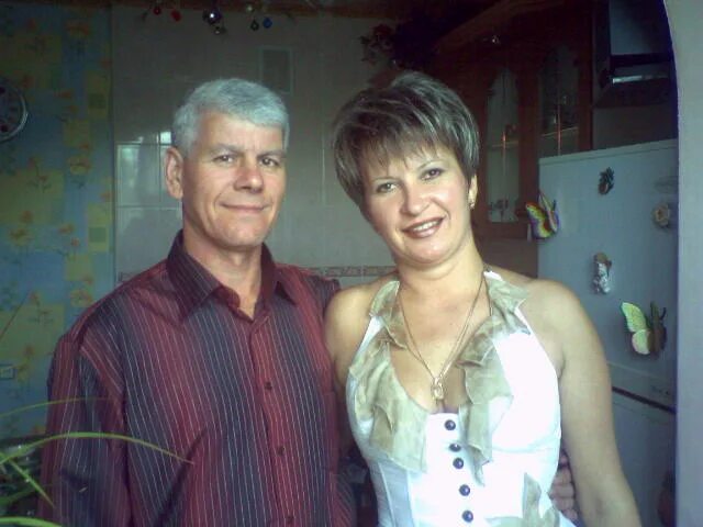 семейной парой работа без хозяина. девушка ищет семейную пару для совместного проживания. требуется семейная пара. карнивор семейная пара. семейной парой работа без хозяина.