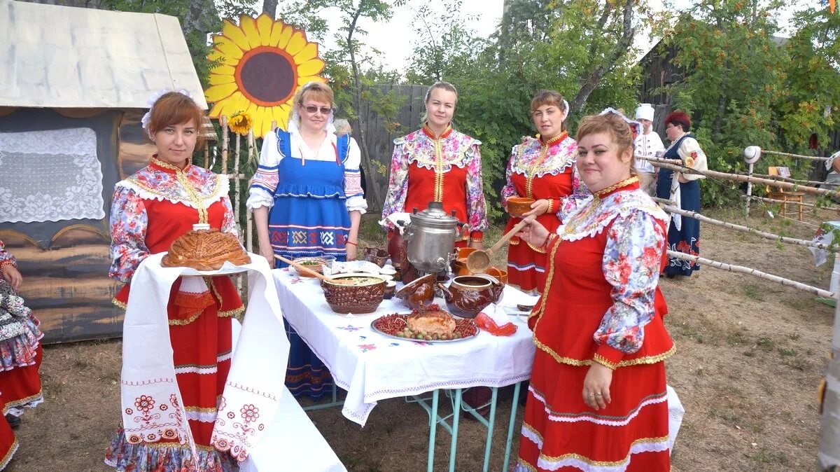 Погода по часам рязанская область. Шацкий район. Шацк Рязанская область. Администрация города Шацк Рязанской области. Темешевское Раздолье в Шацком районе.