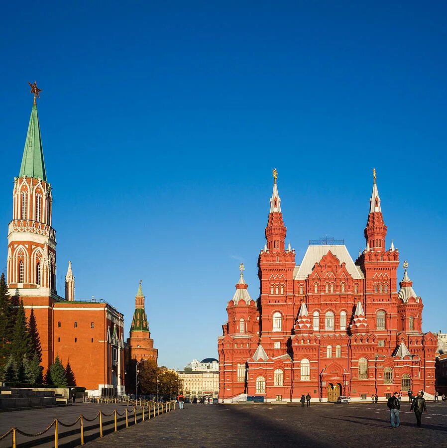 Ансамбль красной площади в Москве. Московский Кремль и красная площадь. Государственный исторический музей на красной площади. Архитектурный ансамбль красной площади.