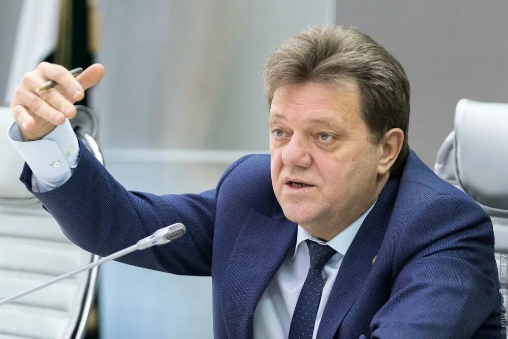 Алексей орлов мэр екатеринбурга. Доходы мэра. Игорь воронин волжский. Алексей орлов екатеринбург. Кухарук руслан николаевич тюмень.