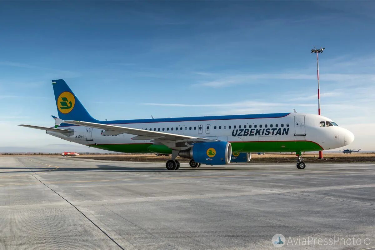 форма стюардесс узбекистон хаво йуллари. узбекистан эйрвейз 757. узбекистон хаво йуллари отзывы. узбекистон хаво йуллари отзывы. узбекистон хаво йуллари отзывы.