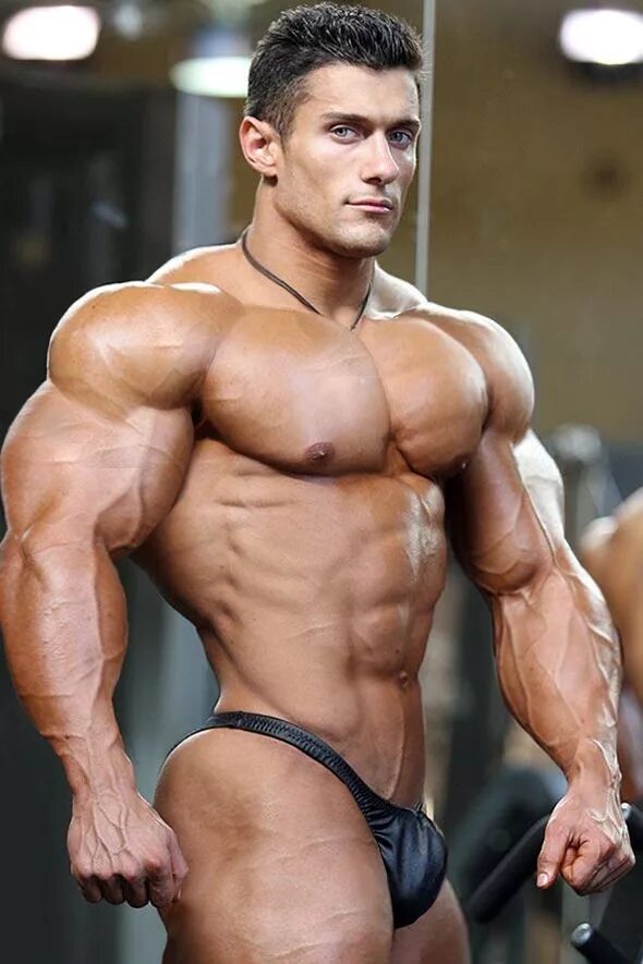Накаченный с большим. Male huge. Male huge. Muscle beard nick pulos. Крупные мускулистые мужчины.