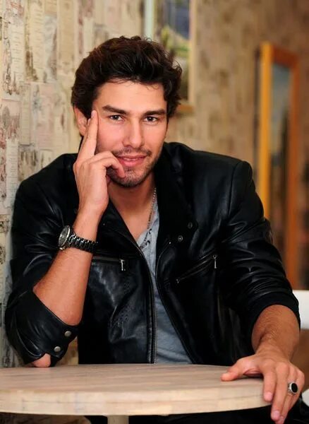 Pin en IBRAHIM ÇELIKKOL Hombres turcos, Hombres atractivos, Hombres