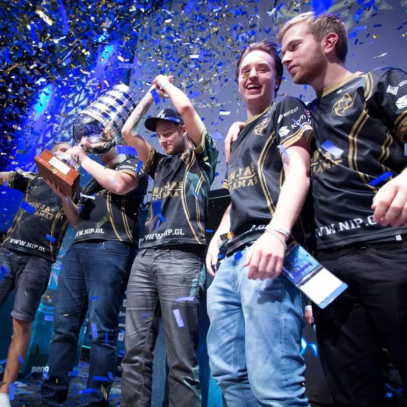 ESL one Cologne 2014. NIP 2014 ESL one: Cologne 2014. Ninjas in Pyjamas кёльн 2014. ESL Cologne 2014 Кубок. Страна киберспорта