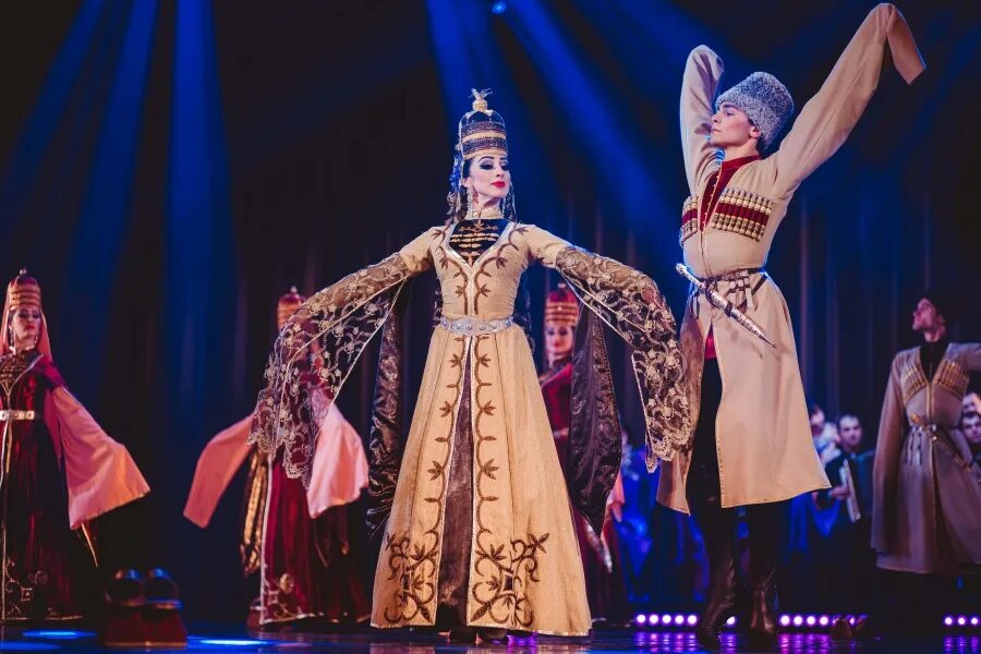 адыгейский ансамбль исламей. адыгейские танцы. адыгейские танцы. нальмэс майкоп ансамбль. ансамбль исламей адыгея.