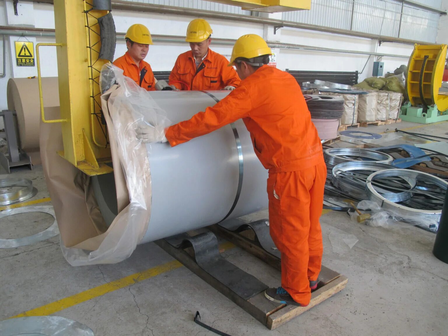 Лидеры по производству чугуна и стали. Лидер сталь восток. Лидер стали. Страны лидеры по производству черной металлургии. Компания ооо лидер восток.