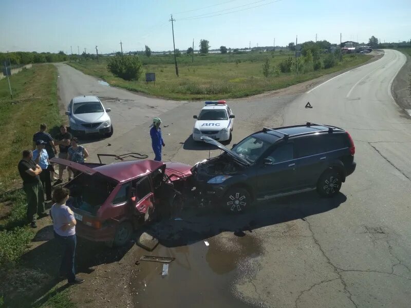 Столкновение лоб в лоб. ДТП В Самарской области Волжский район.