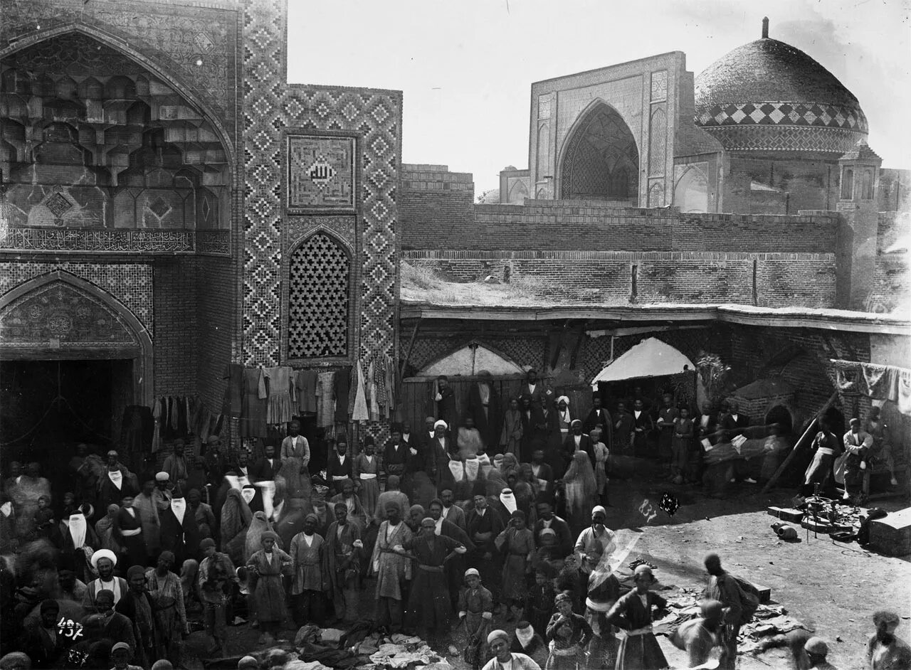 Город йезд персия. Мечети арабского халифата в средние века. Йезд город в иране. Персия тебриз 19 век. Тегеран 20 века.