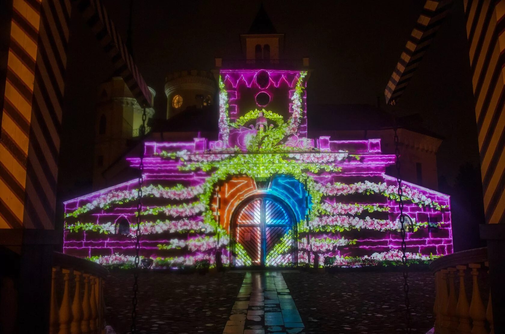 3 д шоу. 3д мэппинг Кисловодск. 3д мэппинг шоу. Видеомэппинг (3d Mapping). 3d маппинг шоу.