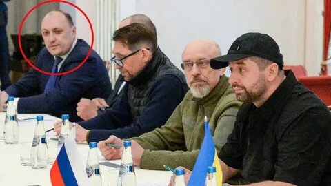 Участники переговоров