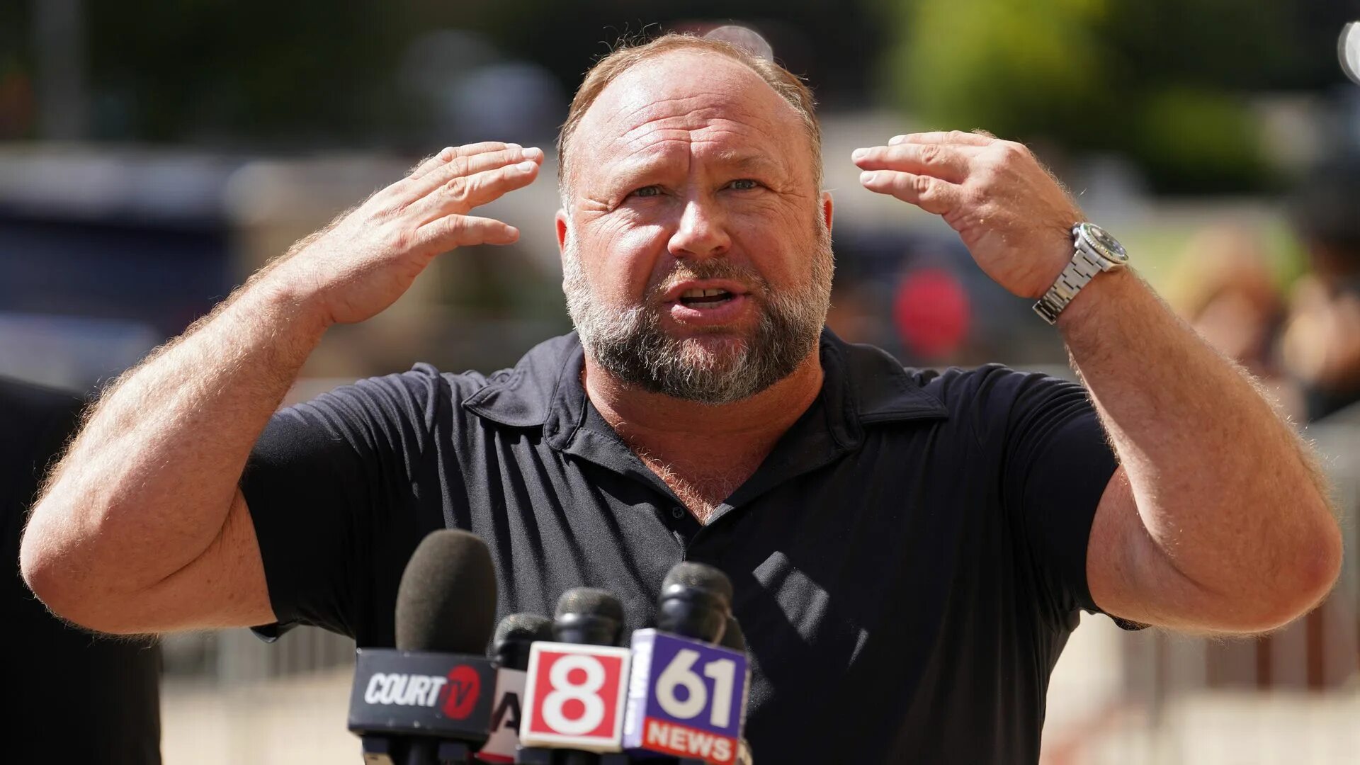 Все видео с Alex Jones смотрите в хорошем качестве
