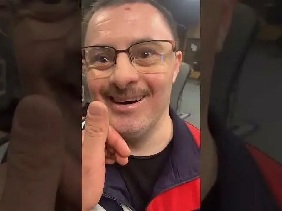 Раджаб миклеро. Раджаб легенда. Раджаб легенда в костюме. Раджабик омаров. Раджабик легенда рост.