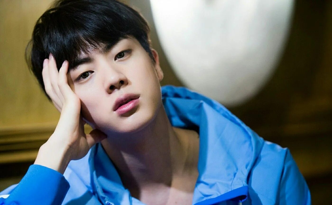 Dispatch. Джин бтс дна. джин из bts dispatch 2025. ким сокджин dna. джин из бтс 2017.
