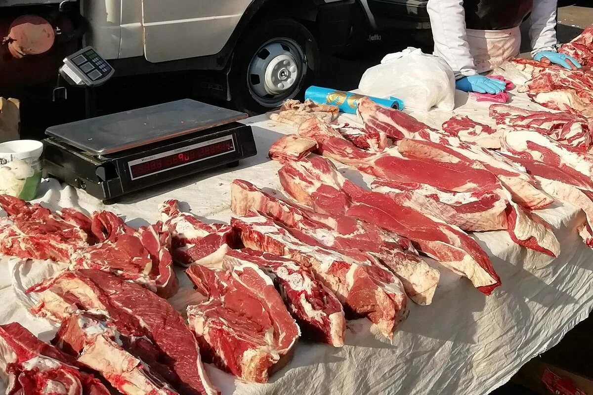 Покупать мясо на рынке. Покупать мясо на рынке