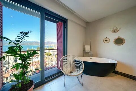 Sea suites