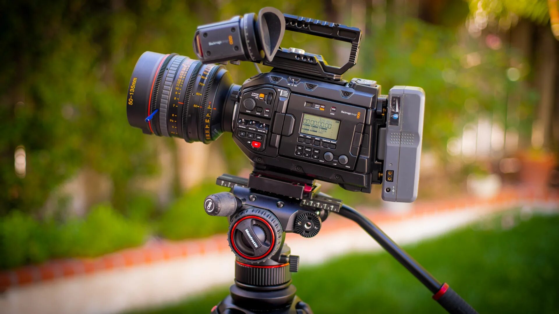 Blackmagic приложение. Сетап Blackmagic 6k. Blackmagic сетап. Камера Blackmagic.