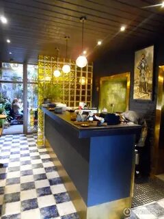 Tawny bar