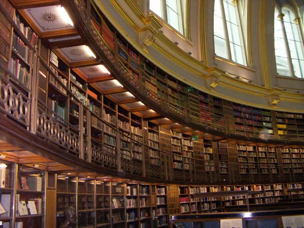 Сколько библиотек. Британская библиотека (British Library). Научная библиотека Рэдклиффа. Британский музей библиотека панорама. Королевская библиотека в Лондоне.
