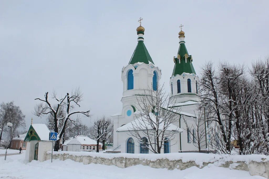 костёл город молодечно. молодечно церковь покрова пресвятой богородицы. успенский собор молодечно. молодечно беларусь церковь. молодечно церковь старая площадь.