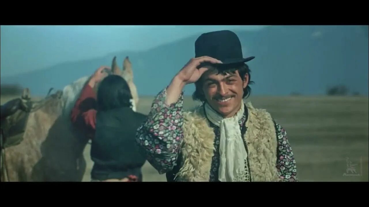 Нанэ цоха песня из табор уходит. Нанэ цоха песня. нанэ цоха. песня нанэ цоха слушать.