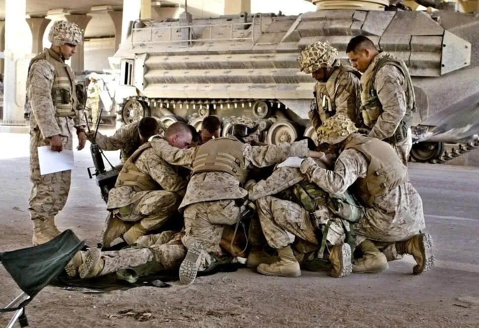Сколько погибло в ираке. Бой за Фаллуджу Ирак 2004. Американские солдаты в Ираке 2004.